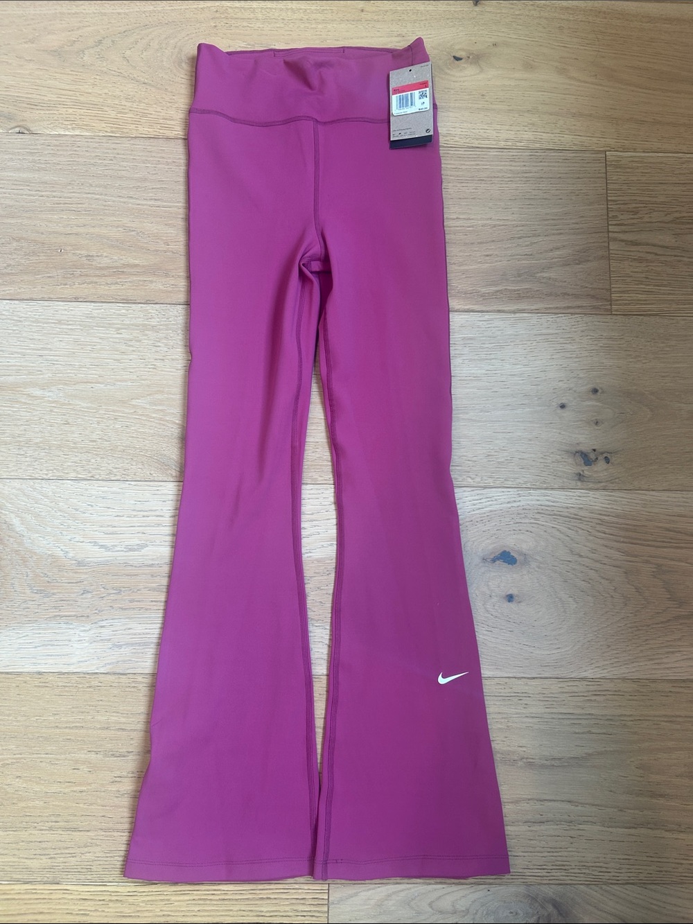 (NWT) Nike Girls' Magenta Flare Leggings Size Large